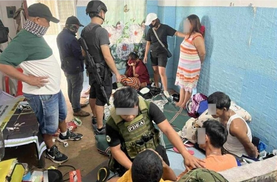 6 arestado, drug den isinara ng PDEA-12